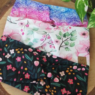 Květinové vzory - skvělé jako čelenky MÁMA A DCERA Hodí se jak pro maminky, tak pro malé slečny....